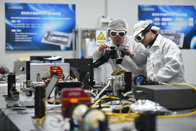 綜述 德國(guó)工商界期待共筑對(duì)華合作“共贏鏈”——聚焦自然科學(xué)研究和試驗(yàn)發(fā)展